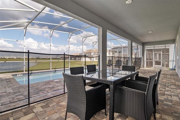 Dining room, Glass Ceilings, Interior, Pool, Sun Room, Water