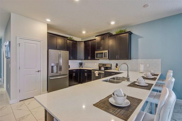 Dining room, Interior, Kitchen, Marble, Recessed Lighting, Stainless Steel Appliances