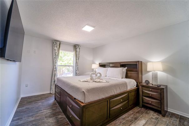 Bedroom, Interior, Recessed Lighting, Wood Texture Flooring
