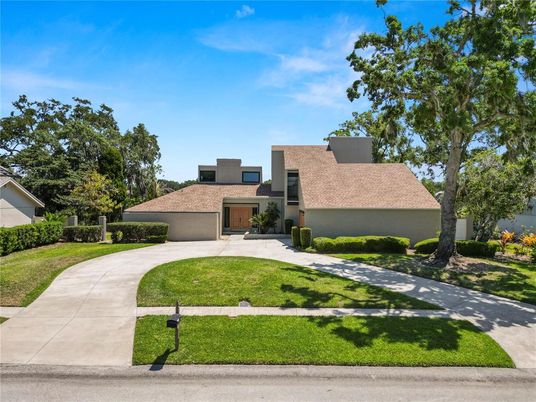 Attached, Backyard, Exterior, Facade, Modern