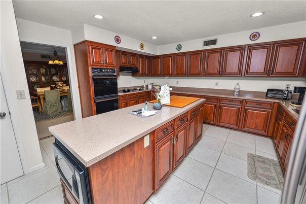 Dining room, Interior, Kitchen, Recessed Lighting