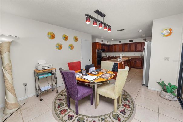 Dining room, Interior, Kitchen, Recessed Lighting