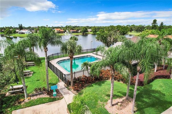 Exterior, Pool, Water
