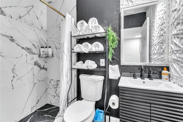 Bathroom, Interior, Marble, Marble Walls