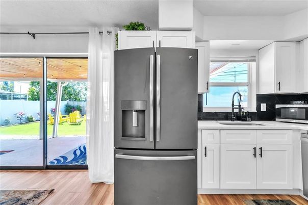 Interior, Kitchen, Stainless Steel Appliances, Wood Texture Flooring