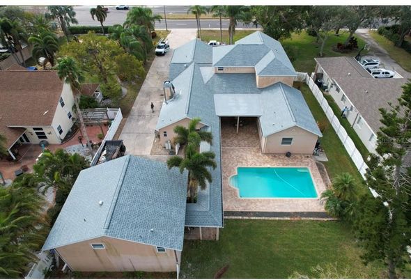 Exterior, Drone