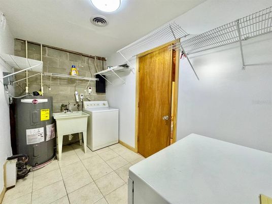 Interior, Washer