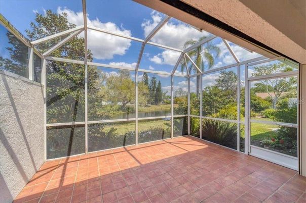 Glass Ceilings, Interior, Sun Room, Water