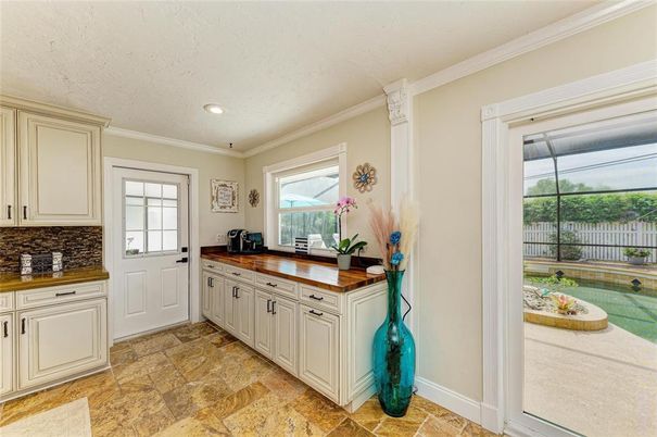 Interior, Kitchen, Recessed Lighting