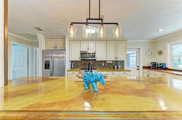 Interior, Kitchen, Pendant Lights, Recessed Lighting, Stainless Steel Appliances