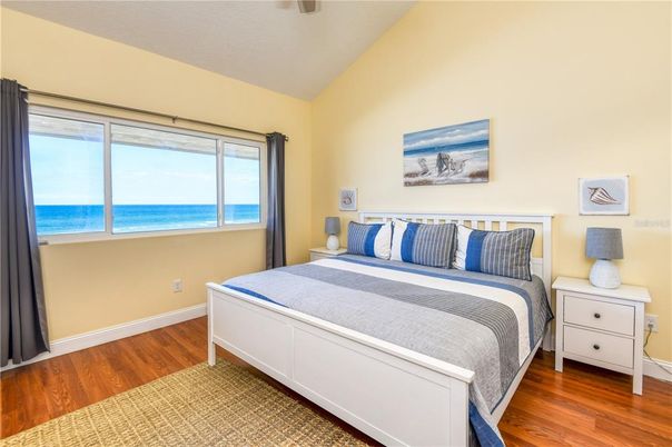 Bedroom, Interior, Water, Wood Texture Flooring