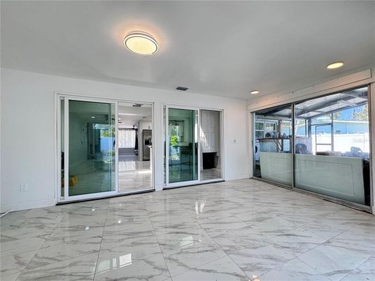 Empty room, Interior, Marble, Recessed Lighting