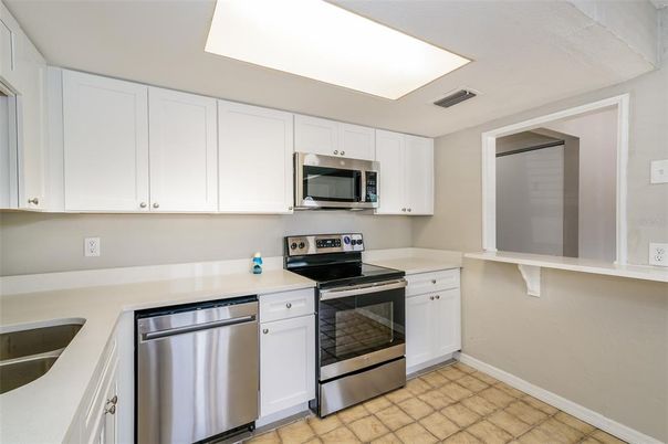 Interior, Kitchen, Stainless Steel Appliances