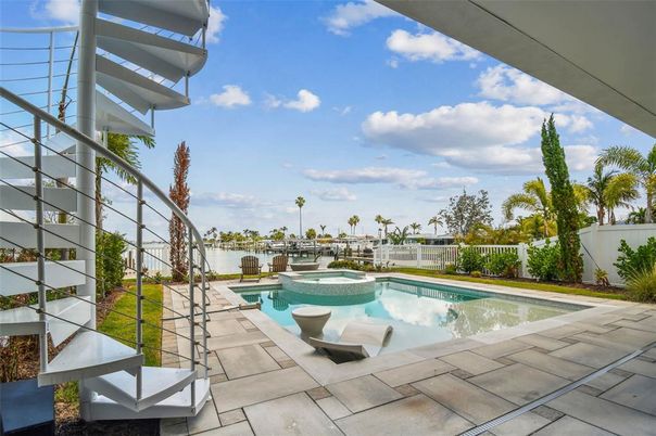 Exterior, Pool, Water