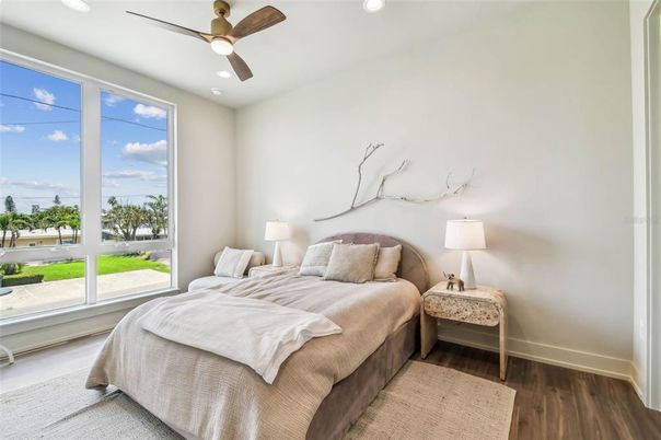 Bedroom, Interior, Recessed Lighting, Water, Wood Texture Flooring
