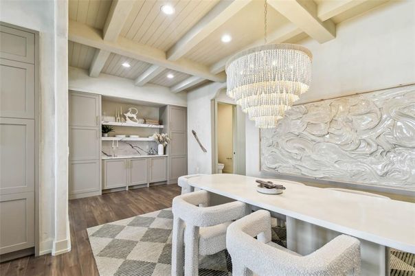 Chandelier, Interior, Recessed Lighting, Wood Texture Flooring