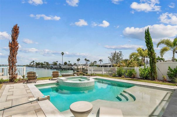 Exterior, Pool, Water