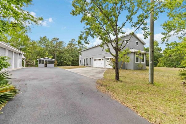 Backyard, Detached Garage, Exterior
