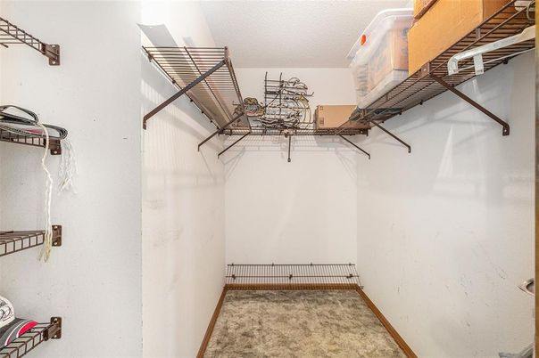 Interior, Walk-in Closets