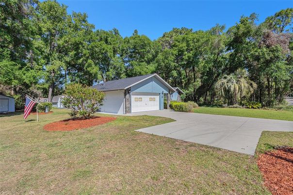 Backyard, Detached Garage, Exterior