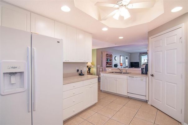 Interior, Kitchen, Recessed Lighting