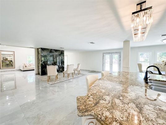Chandelier, Dining room, Fireplace, Interior, Kitchen, Marble