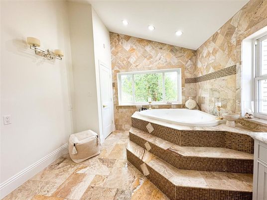 Bathroom, Interior, Recessed Lighting, Stone Walls