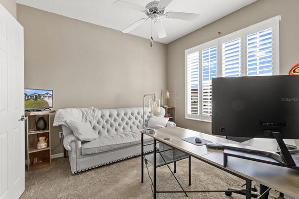 Home Office, Interior