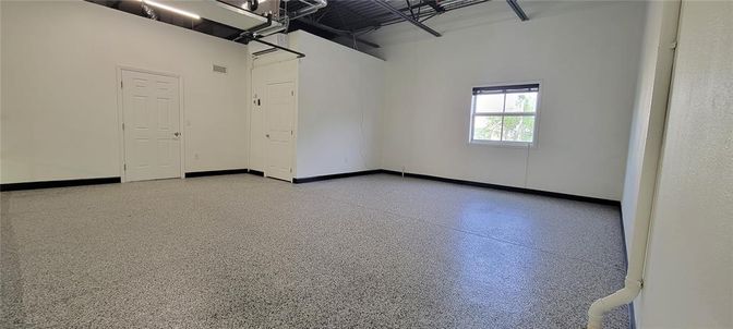 Garage, Interior