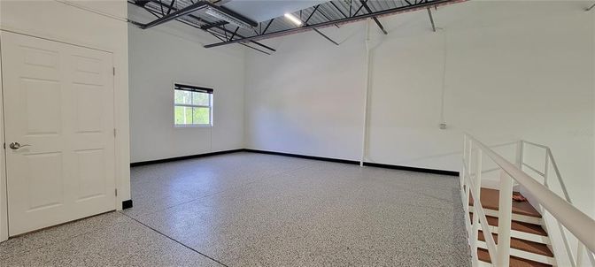Garage, Interior