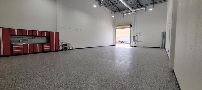 Garage, Interior