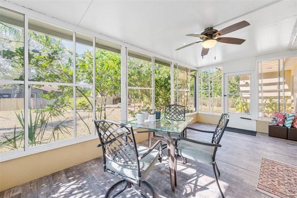 Dining room, Interior, Sun Room, Wood Texture Flooring