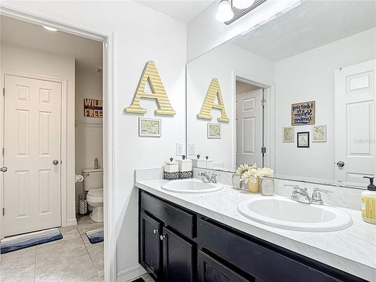 Bathroom, Dual Sink Vanities, Interior