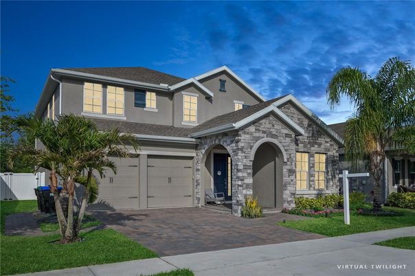 Attached, Exterior, Facade, American Craftsman
