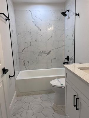 Bathroom, Free Standing Baths, Interior, Marble, Marble Walls