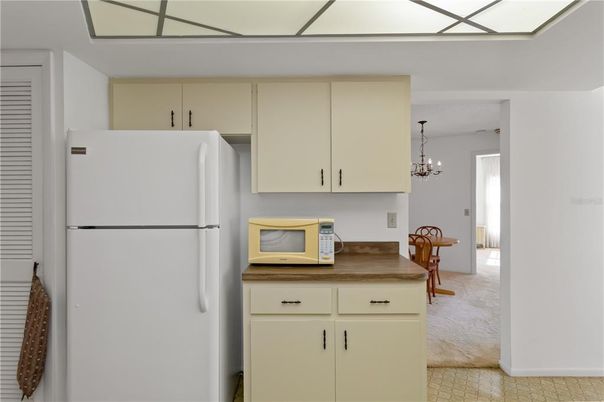 Chandelier, Dining room, Interior, Kitchen