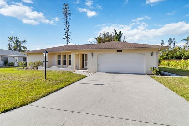 Attached, Backyard, Exterior, Facade, Ranch