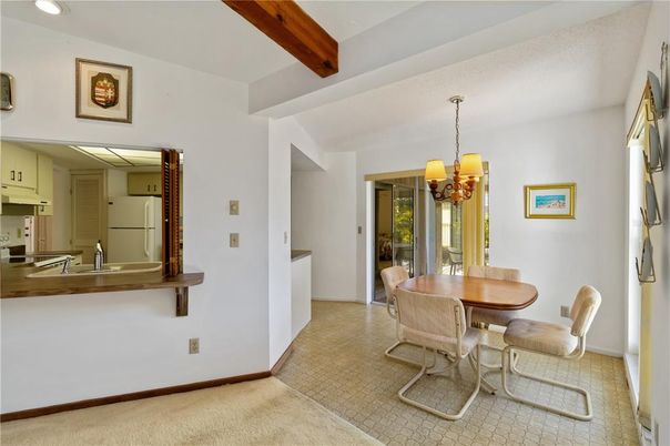 Chandelier, Dining room, Interior, Kitchen, Pendant Lights, Recessed Lighting, Wooden Beams