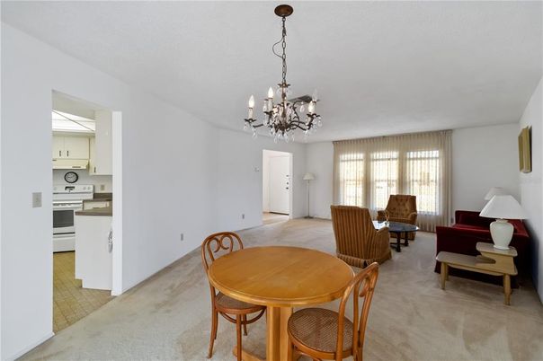 Chandelier, Dining room, Interior, Kitchen, Living room