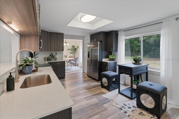 Dining room, Interior, Kitchen, Stainless Steel Appliances, Wood Texture Flooring