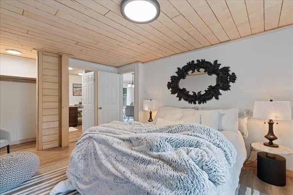 Bedroom, Interior, Recessed Lighting, Wooden Ceilings, Wood Texture Flooring