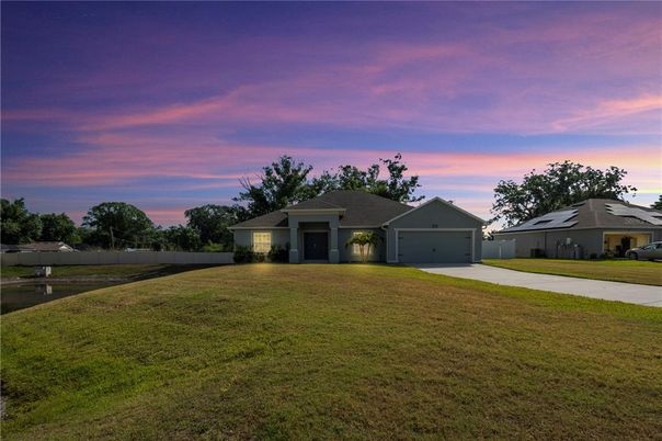 Backyard, Detached Garage, Exterior