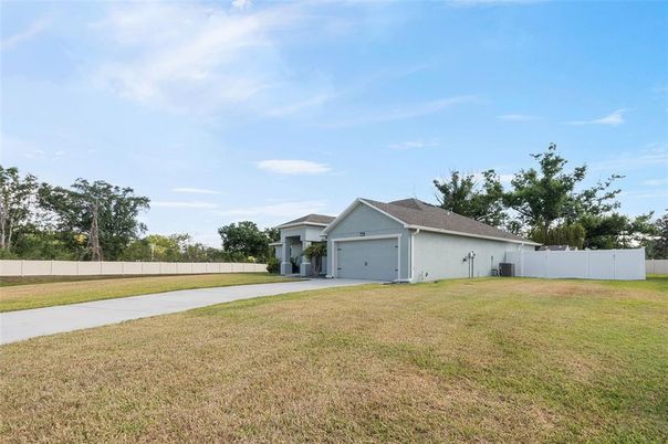 Backyard, Detached Garage, Exterior