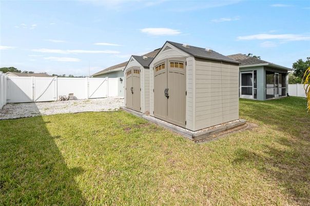 Backyard, Exterior