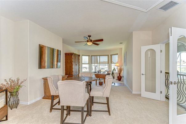 Dining room, Interior