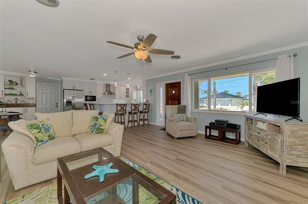 Interior, Kitchen, Living room, Pendant Lights, Recessed Lighting, Stainless Steel Appliances, Wood Texture Flooring