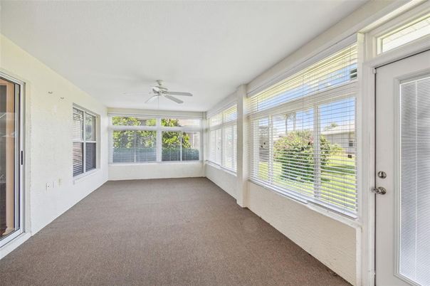 Empty room, Interior, Sun Room