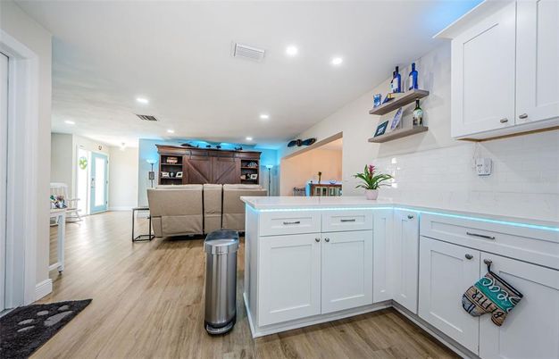 Interior, Kitchen, Living room, Recessed Lighting, Wood Texture Flooring