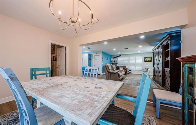 Chandelier, Dining room, Interior, Living room, Recessed Lighting, Wood Texture Flooring