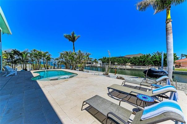Exterior, Lake, Pool